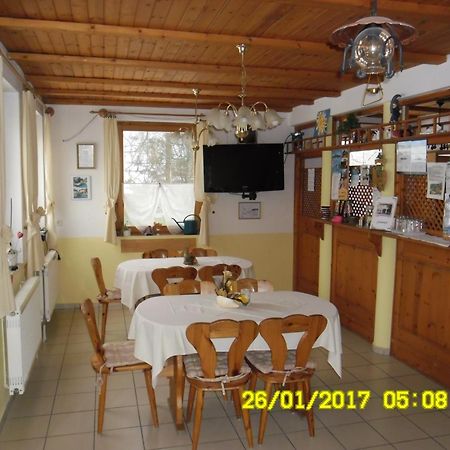 Pension Heidi Lenti Extérieur photo