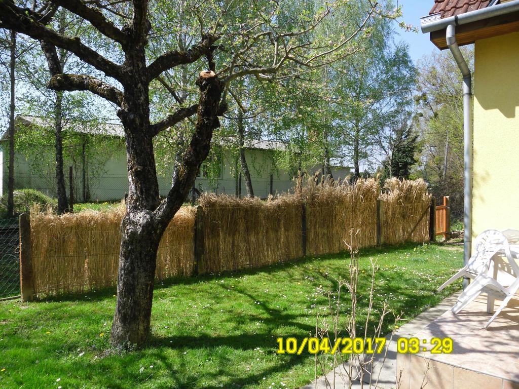 Pension Heidi Lenti Extérieur photo